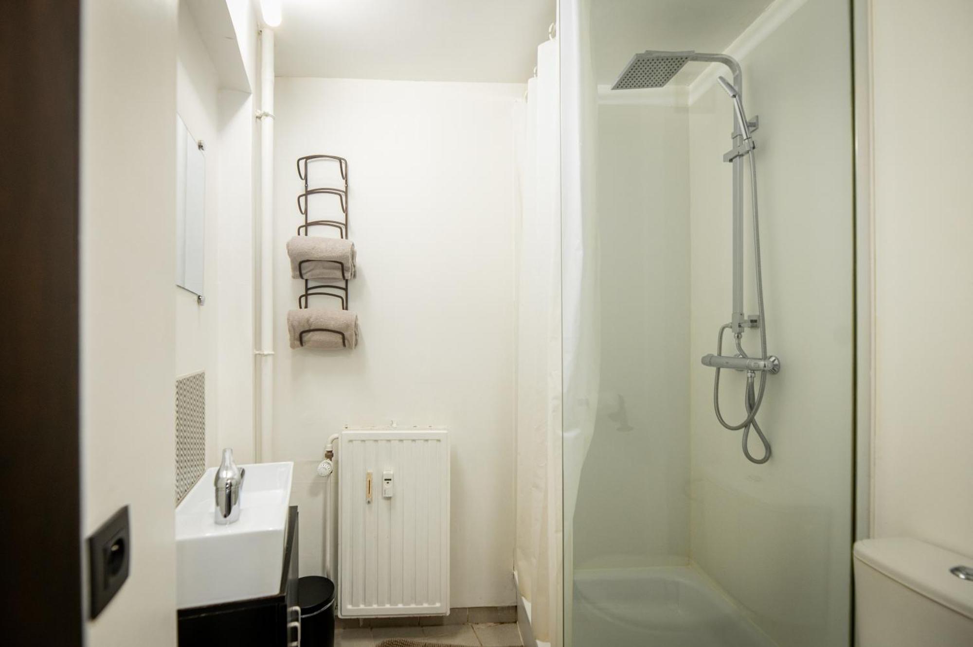 L'Endroit By La Reine City Center Spa Kültér fotó
